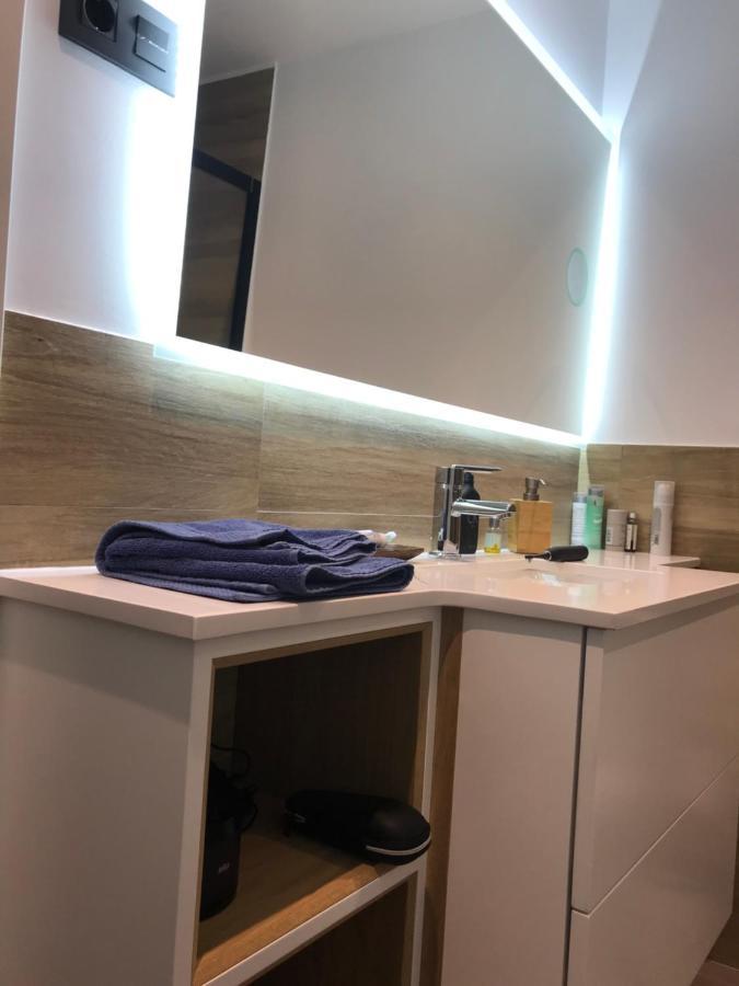 Small Lux Beachcity Close To The River,Metro And Parking Bilbau Exterior foto